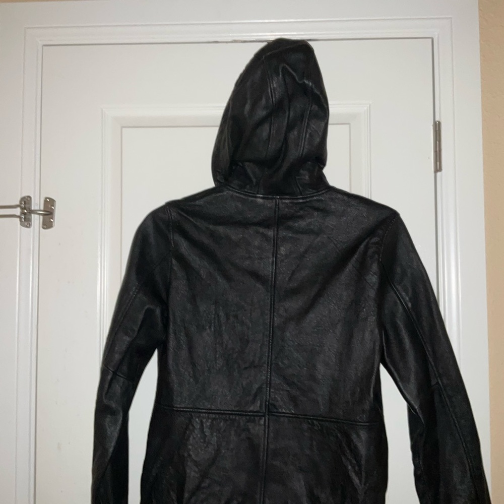 Jacket - Picture 3 of 4